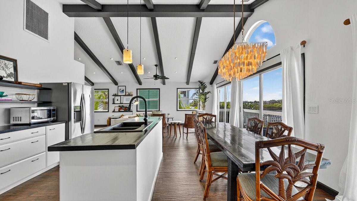 AVALON BY SEA - Residential