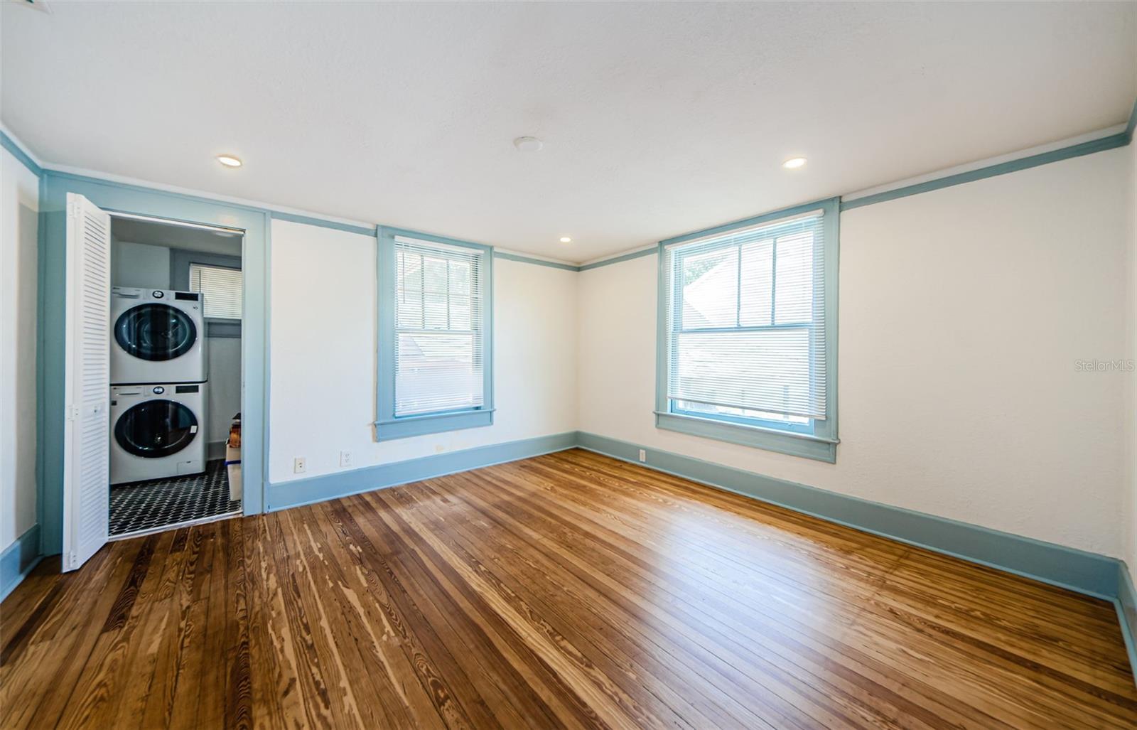 BOONE'S REV - Residential Lease