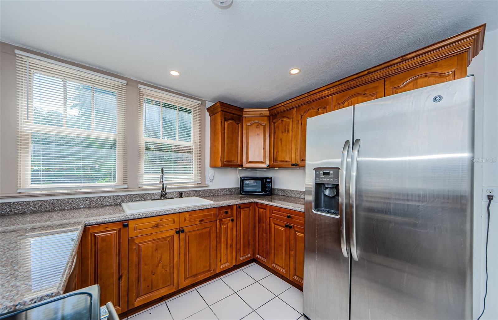 BOONE'S REV - Residential Lease