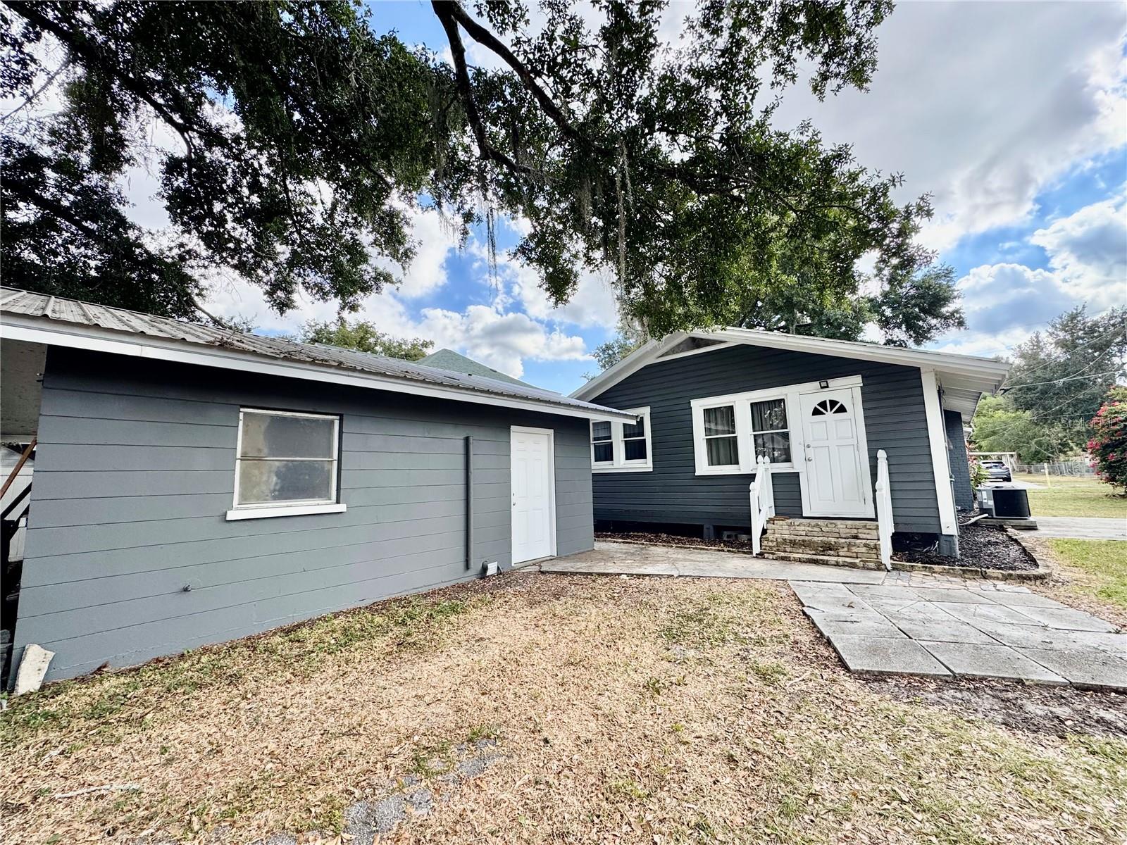 ORANGE PARK 7 PG 48 - Residential