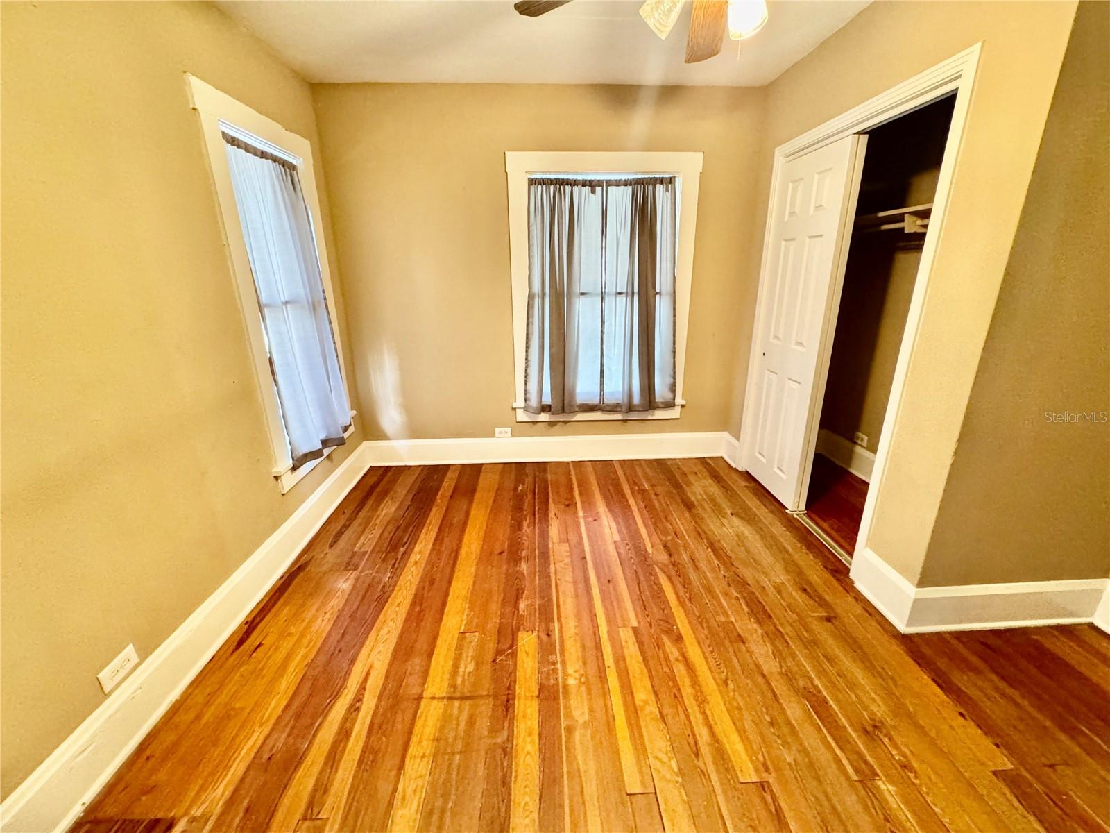 ORANGE PARK 7 PG 48 - Residential