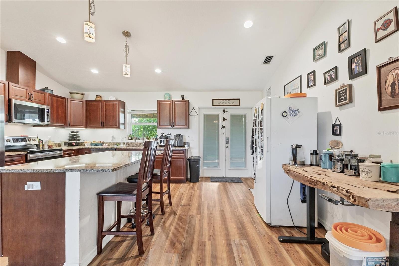 ACREAGE - Residential