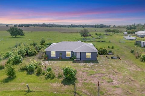 Photo of 7745 Wauchula Rd, Myakka City, FL 34251 (MLS # A4654057) Photo of 7745 Wauchula Rd, Myakka City, FL 34251 (MLS # A4654057)