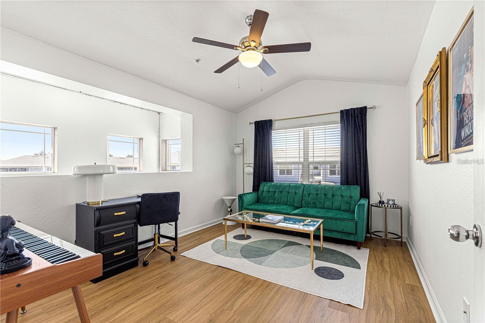 BRIGHTON PH 17 - Residential