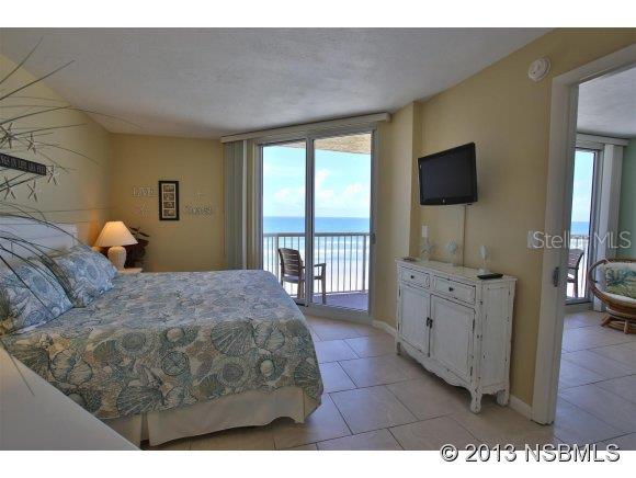 Oceania Plaza Condo - Residential