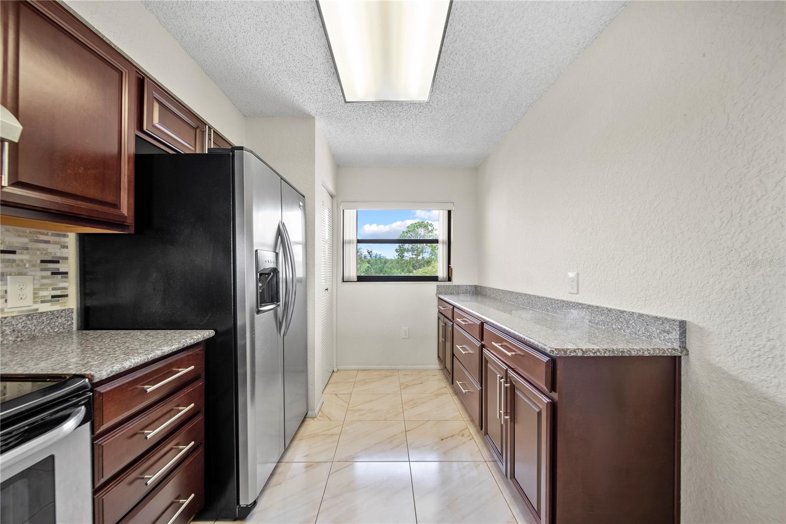 900 COVE CAY DRIVE 3E