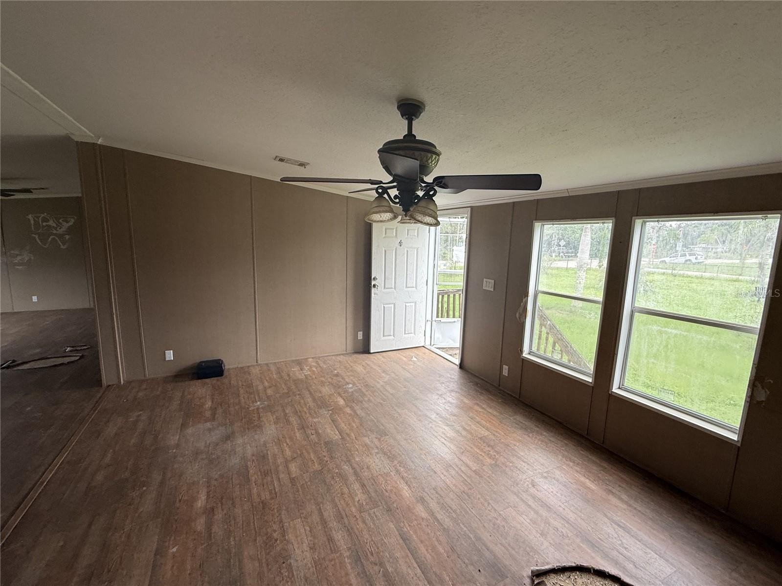 2216 HARRIS ROAD