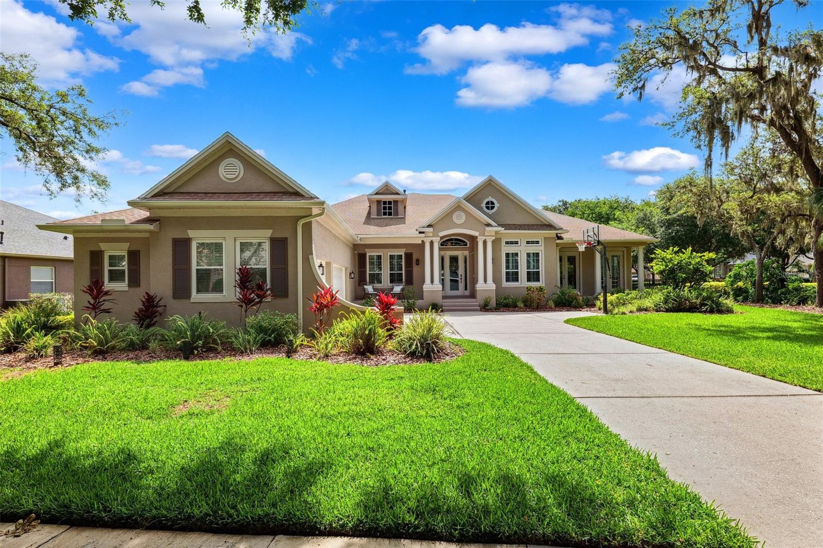5823 TERNCREST DRIVE