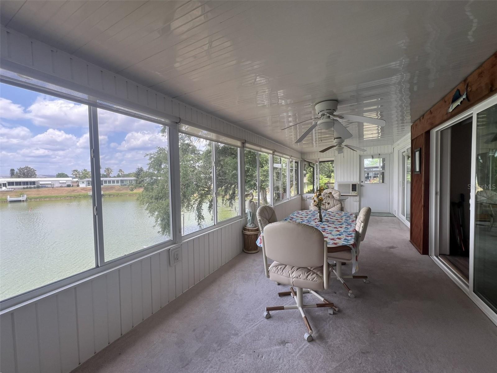 FLORAL LAKES - Residential