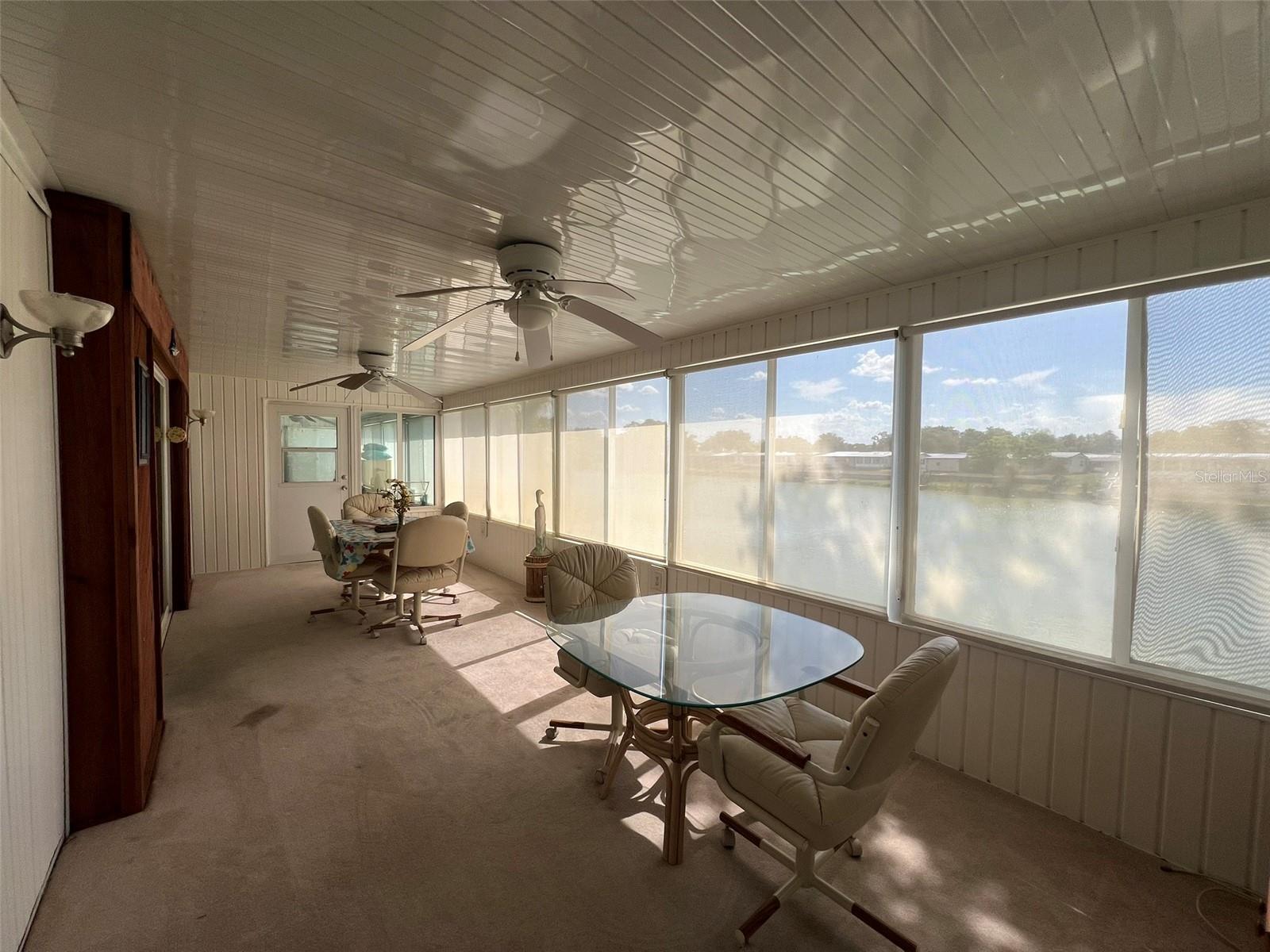 FLORAL LAKES - Residential