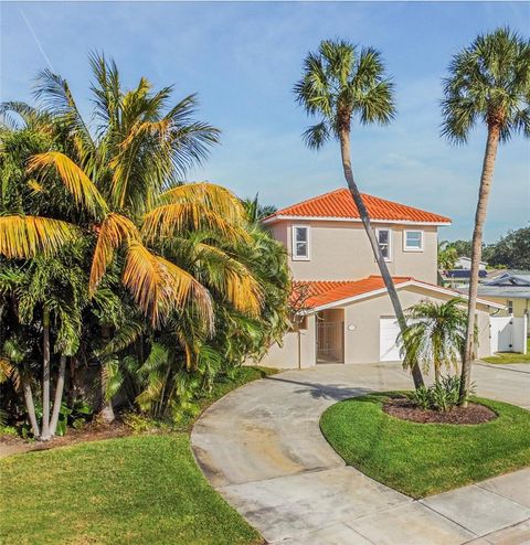 1427 40TH AVENUE NE ST PETERSBURG FL 33703