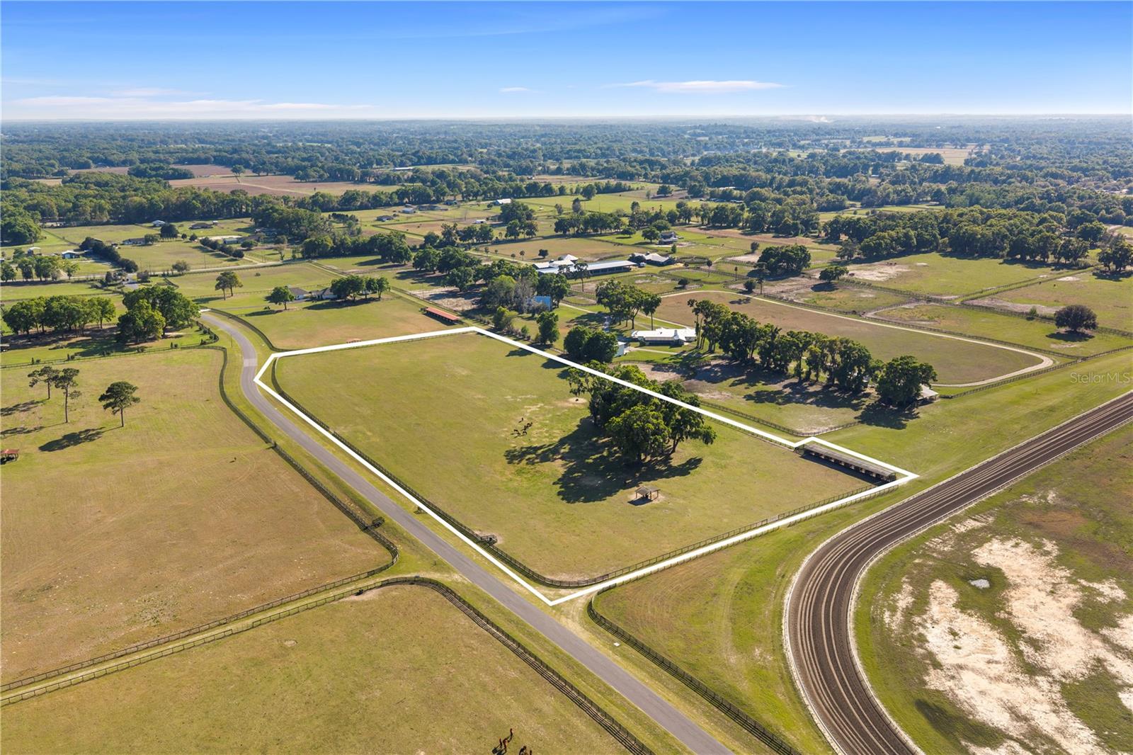 BELLEMONT FARMS - Land