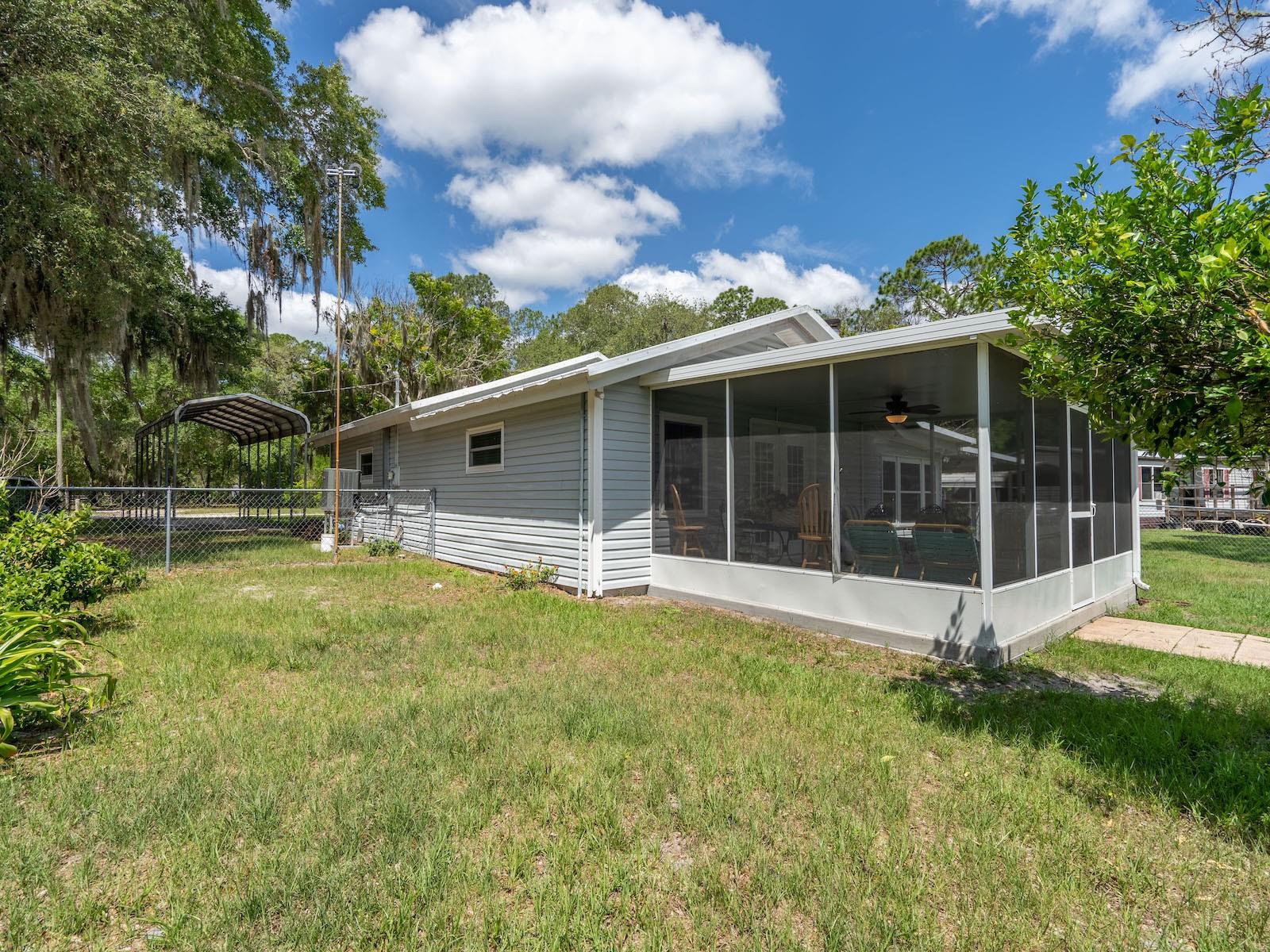 LAKEVIEW MANOR - Residential