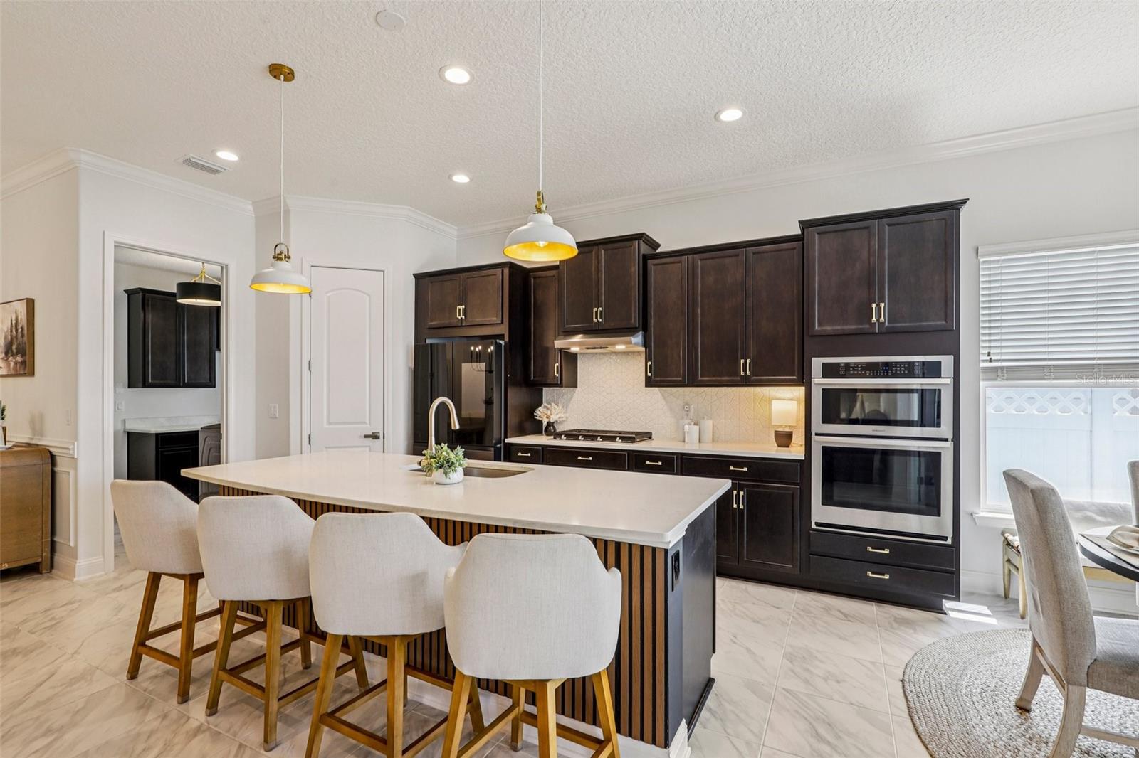 SILVER LNDG PH 2B - Residential