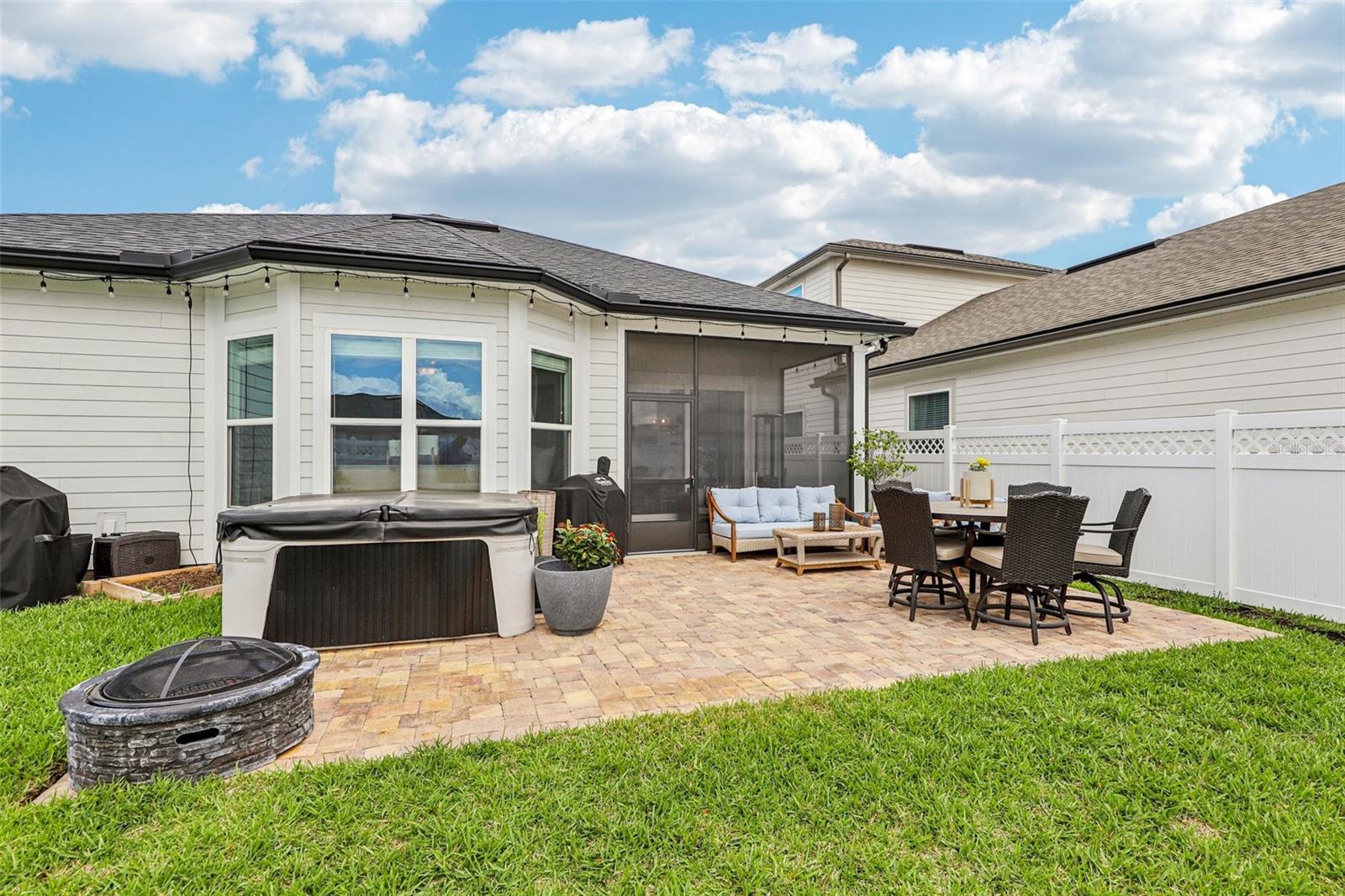 SILVER LNDG PH 2B - Residential