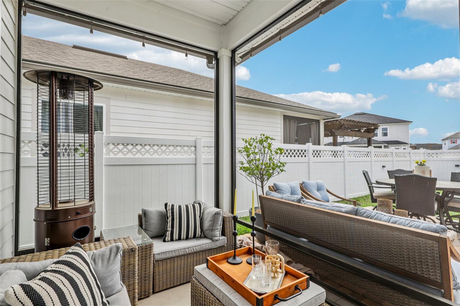 SILVER LNDG PH 2B - Residential