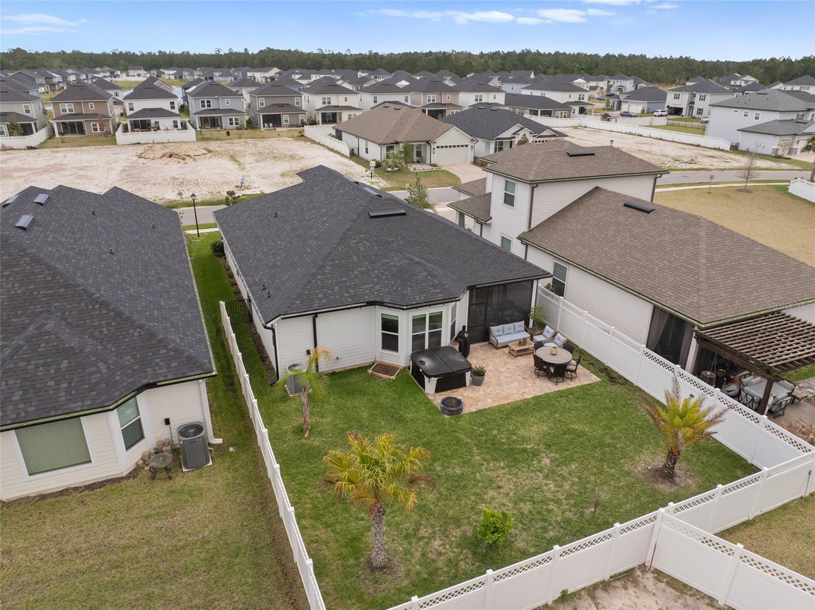 SILVER LNDG PH 2B - Residential