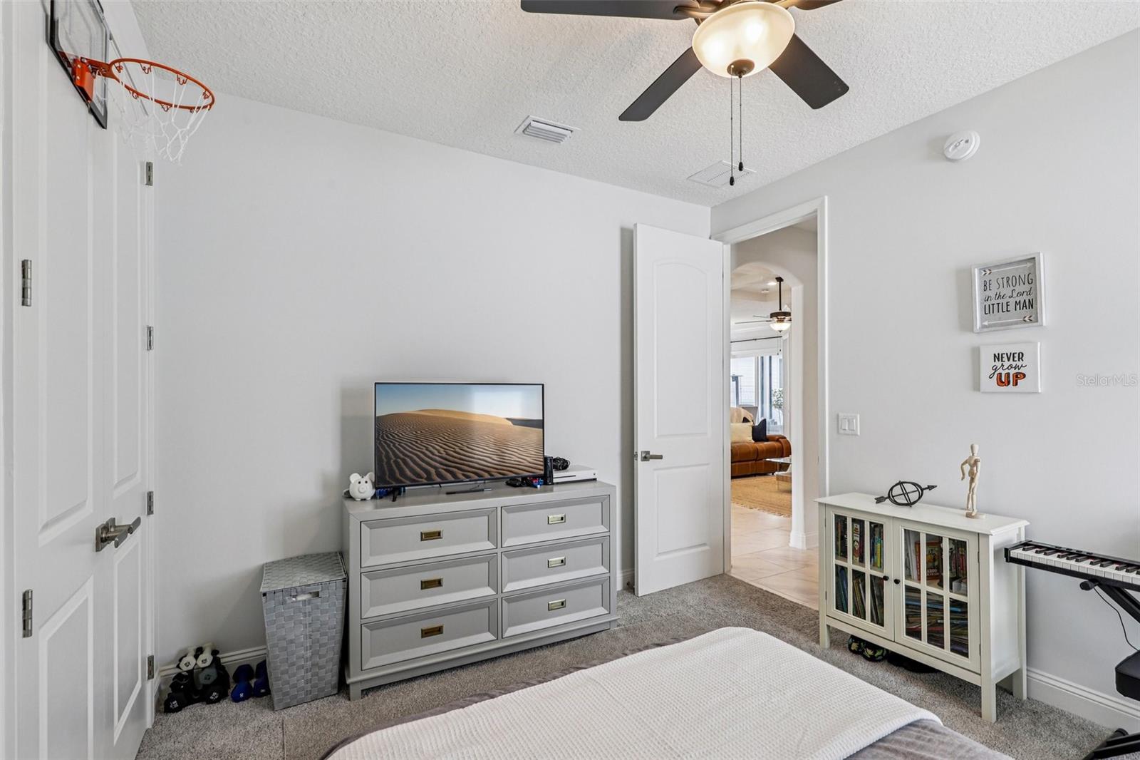 SILVER LNDG PH 2B - Residential