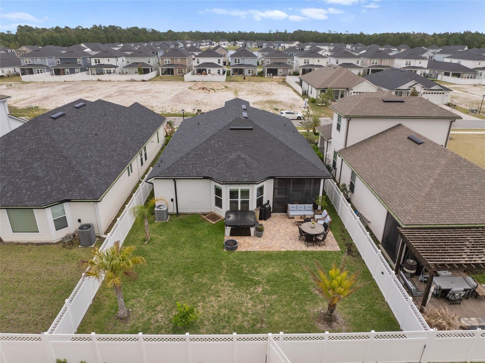 SILVER LNDG PH 2B - Residential