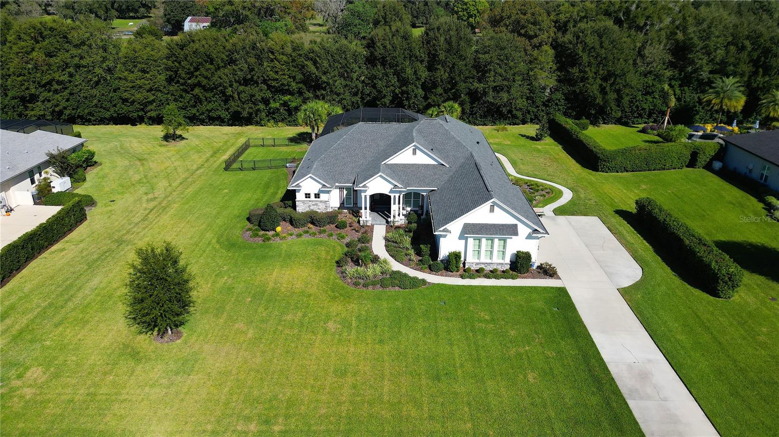 LEGENDARY TRAILS - Residential