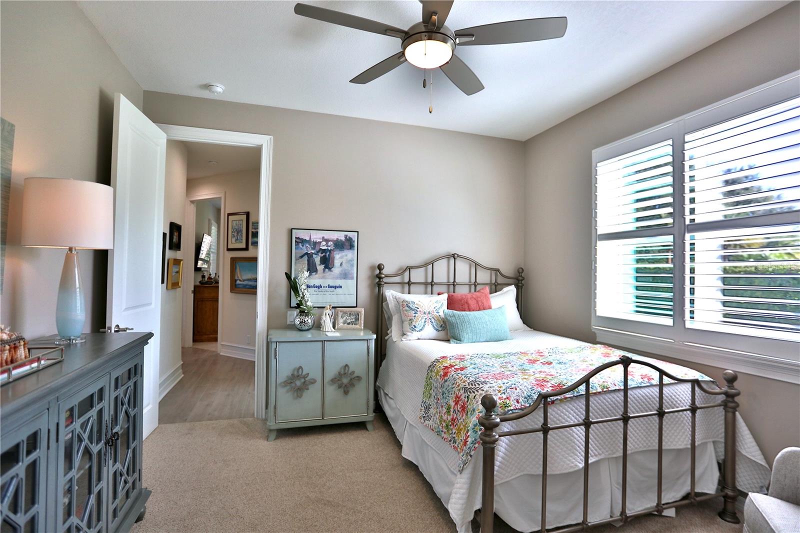 LEGENDARY TRAILS - Residential