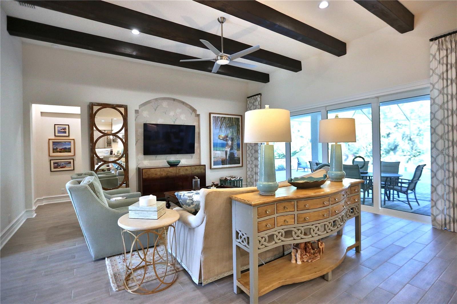 LEGENDARY TRAILS - Residential