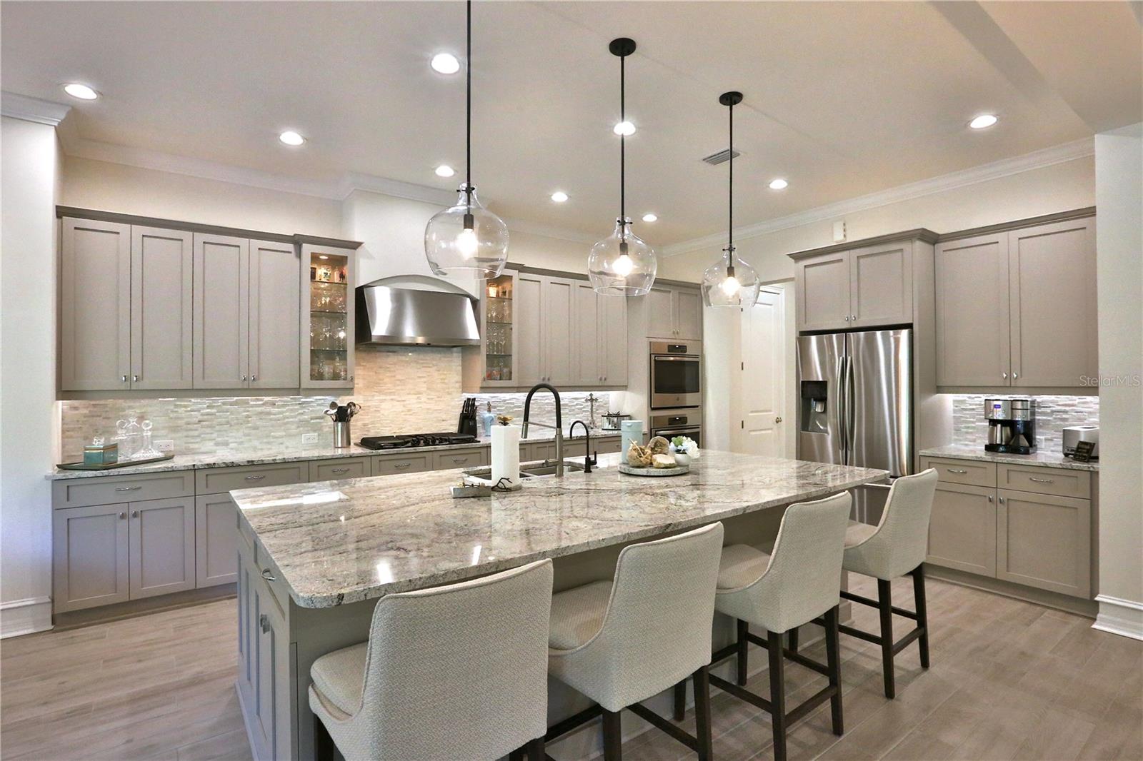 LEGENDARY TRAILS - Residential