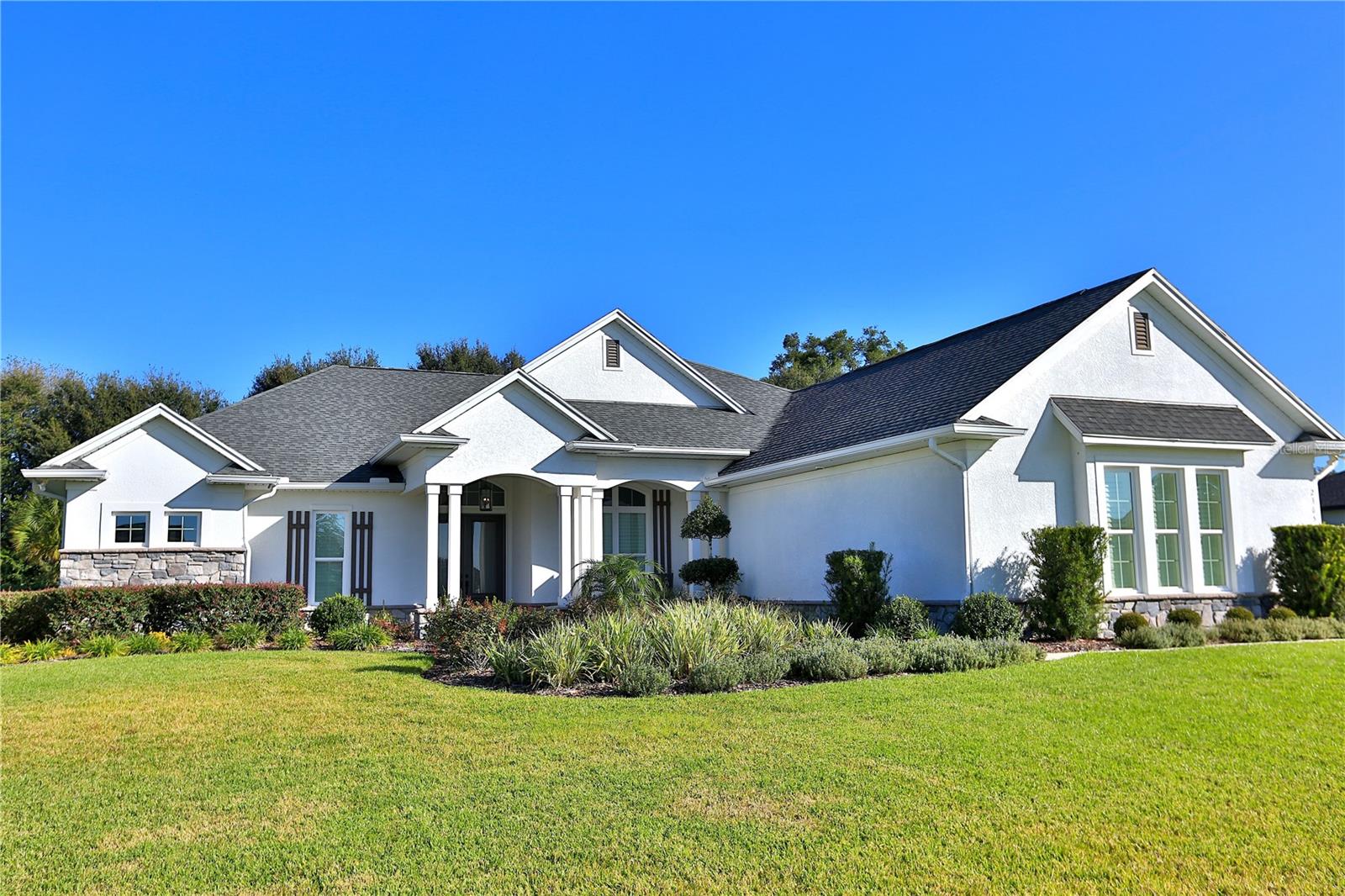 LEGENDARY TRAILS - Residential