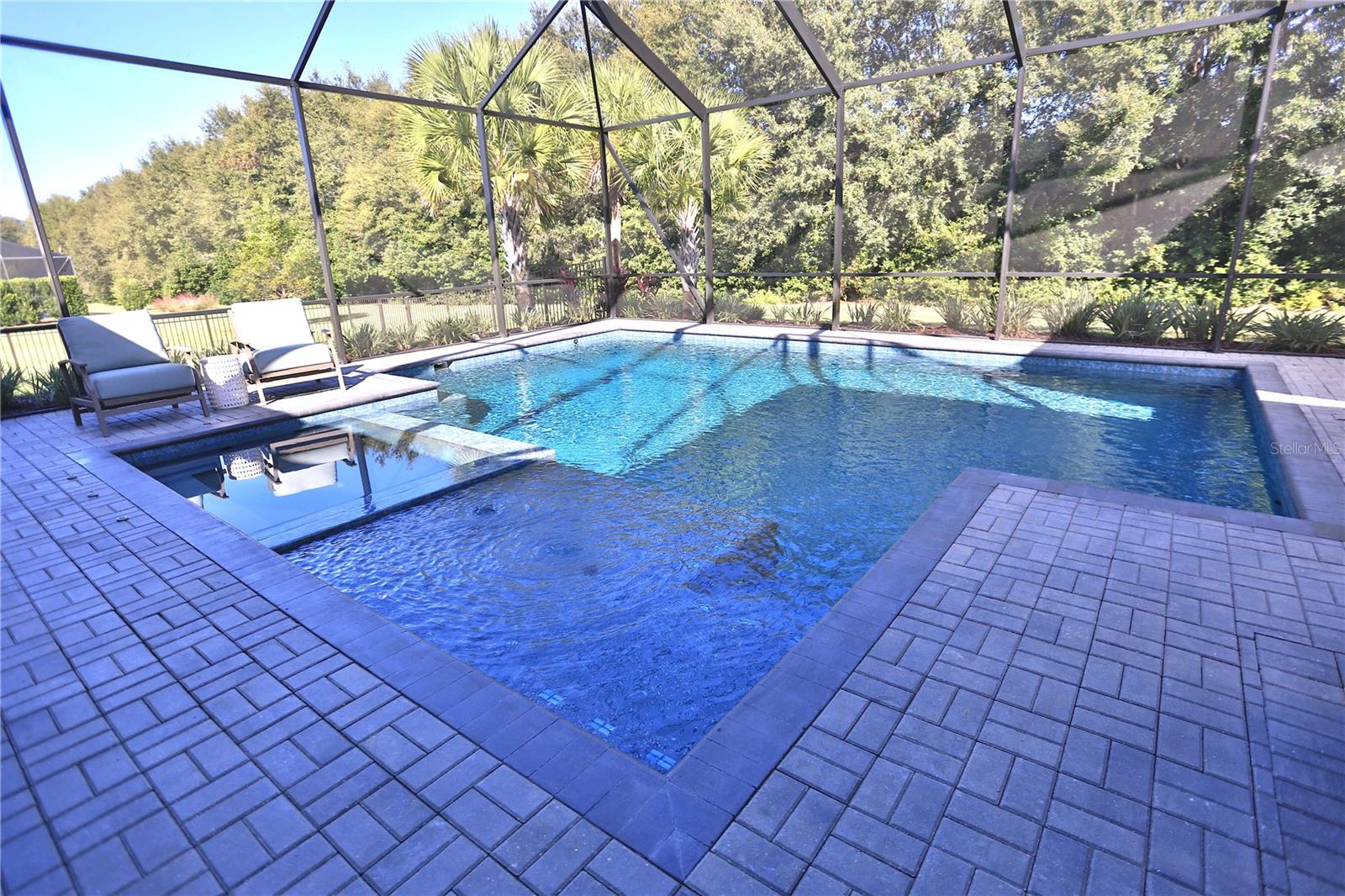 LEGENDARY TRAILS - Residential