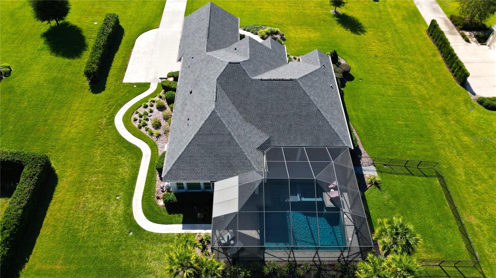 LEGENDARY TRAILS - Residential