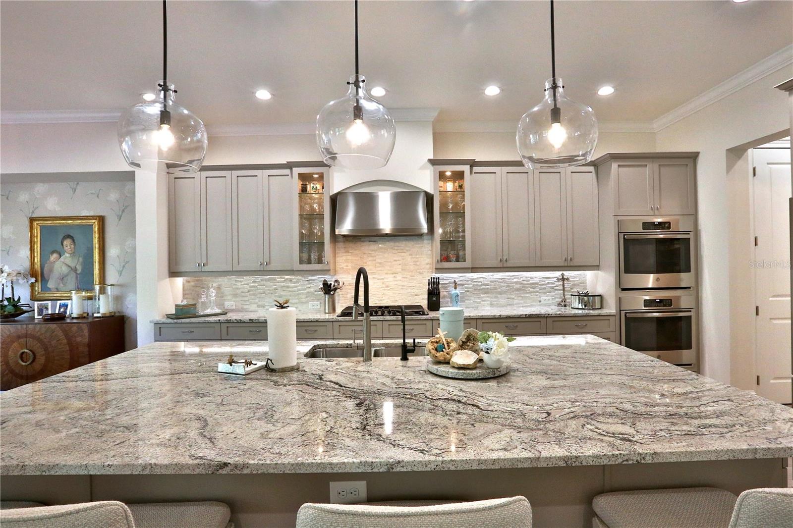 LEGENDARY TRAILS - Residential