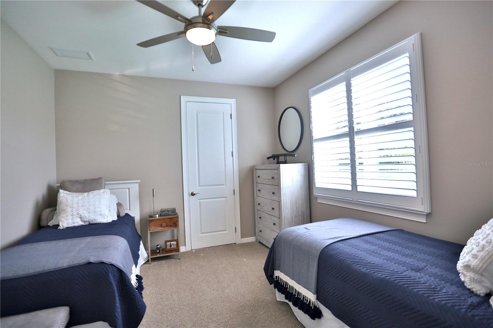 LEGENDARY TRAILS - Residential