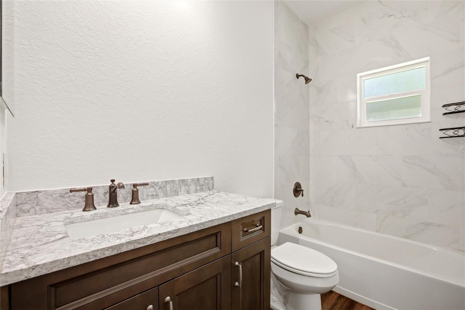 CHAMBERLAIN - Residential