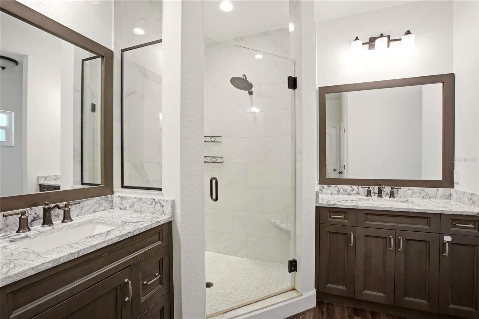 CHAMBERLAIN - Residential