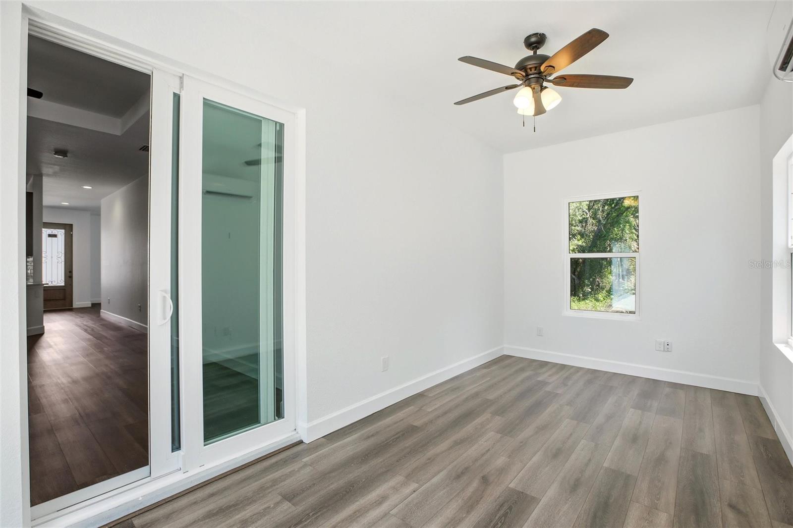 CHAMBERLAIN - Residential