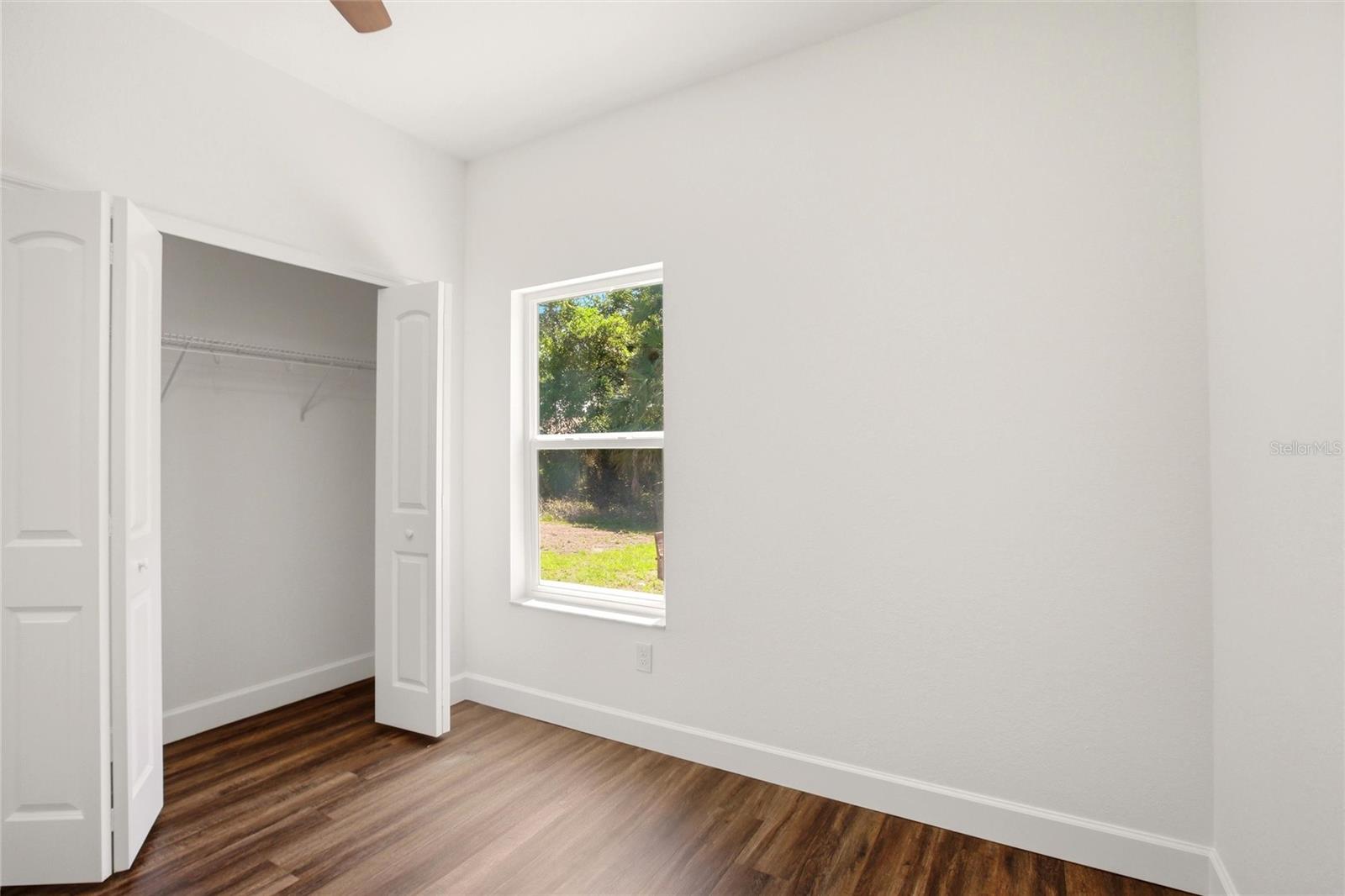 CHAMBERLAIN - Residential