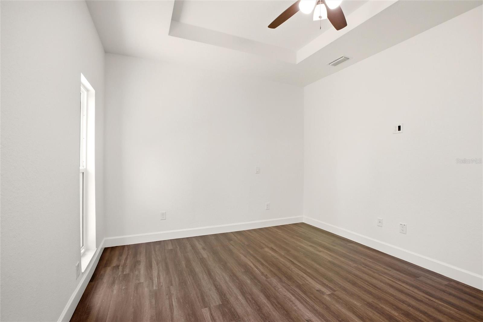 CHAMBERLAIN - Residential