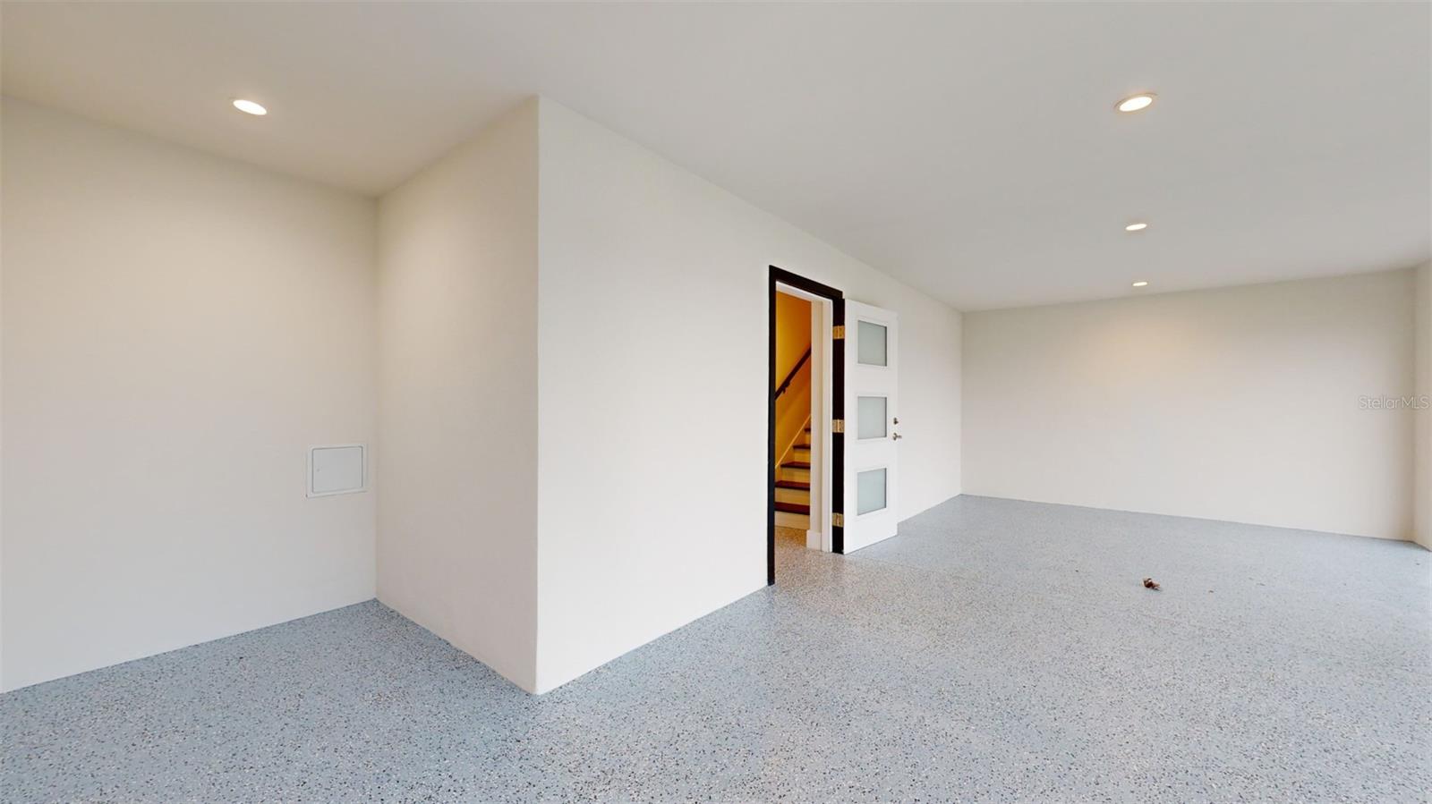 SADYNE SUNRISE TOWNHOMES - Residential Lease