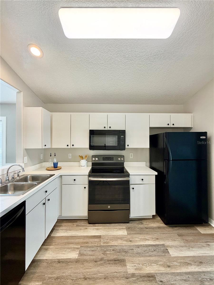28510 SEASHELL COURT