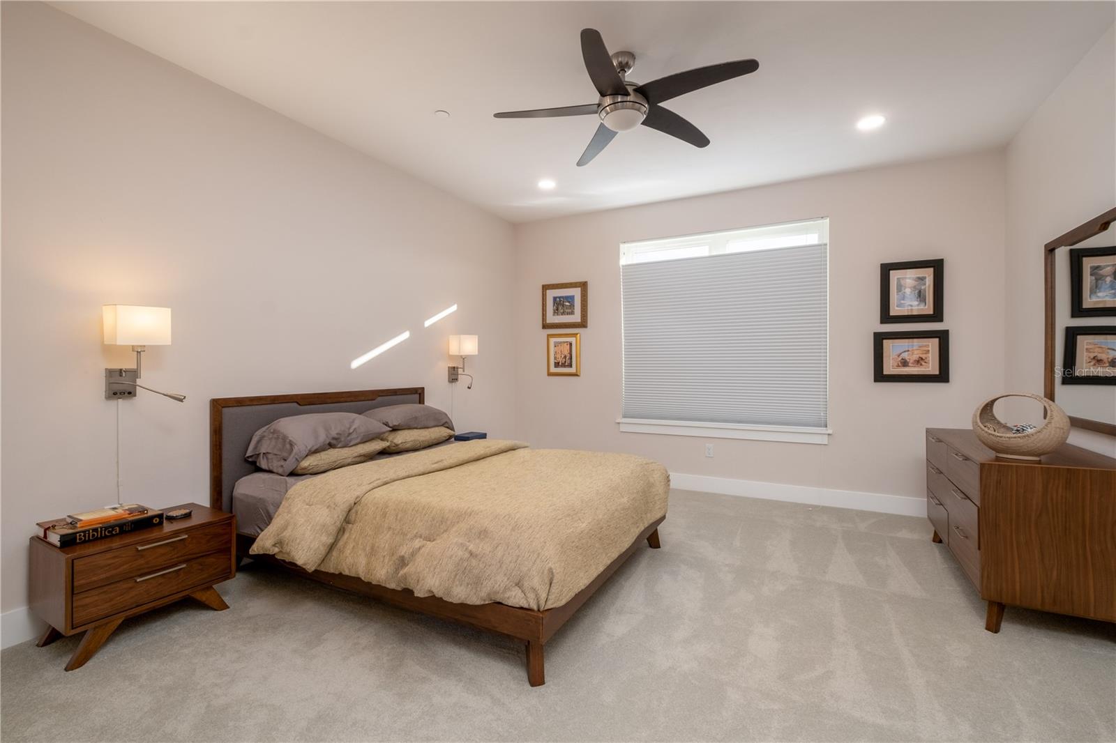 THE VUE AT CELEBRATION POINTE - Residential