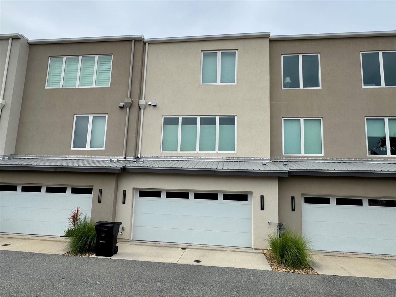 THE VUE AT CELEBRATION POINTE - Residential