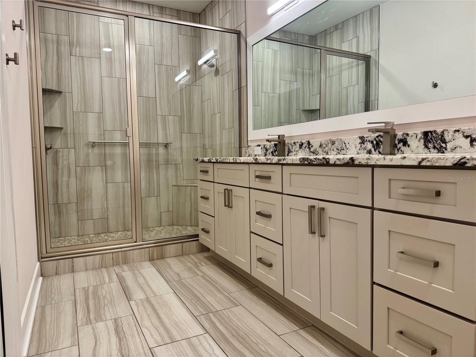 THE VUE AT CELEBRATION POINTE - Residential