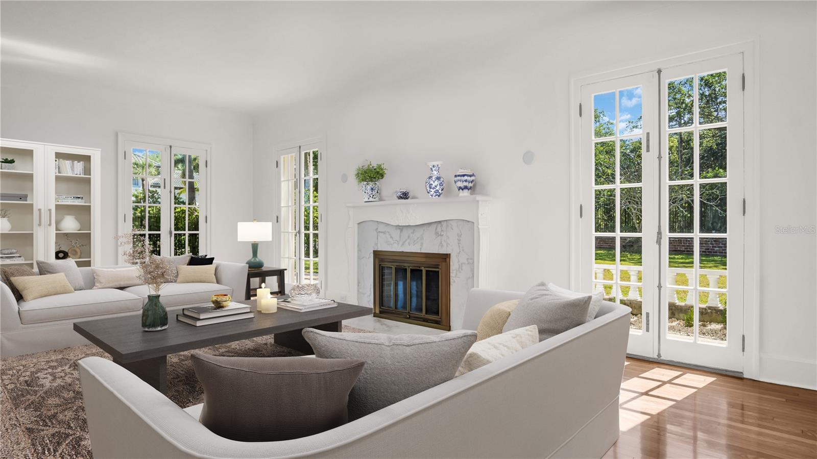 HARBOR OAKS - Residential