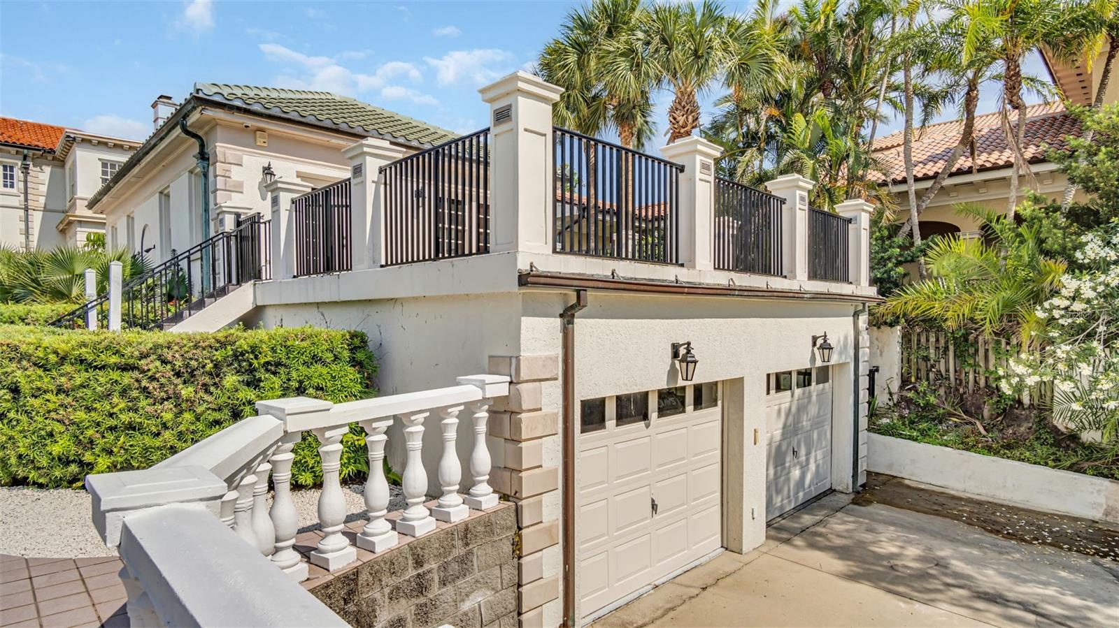 HARBOR OAKS - Residential