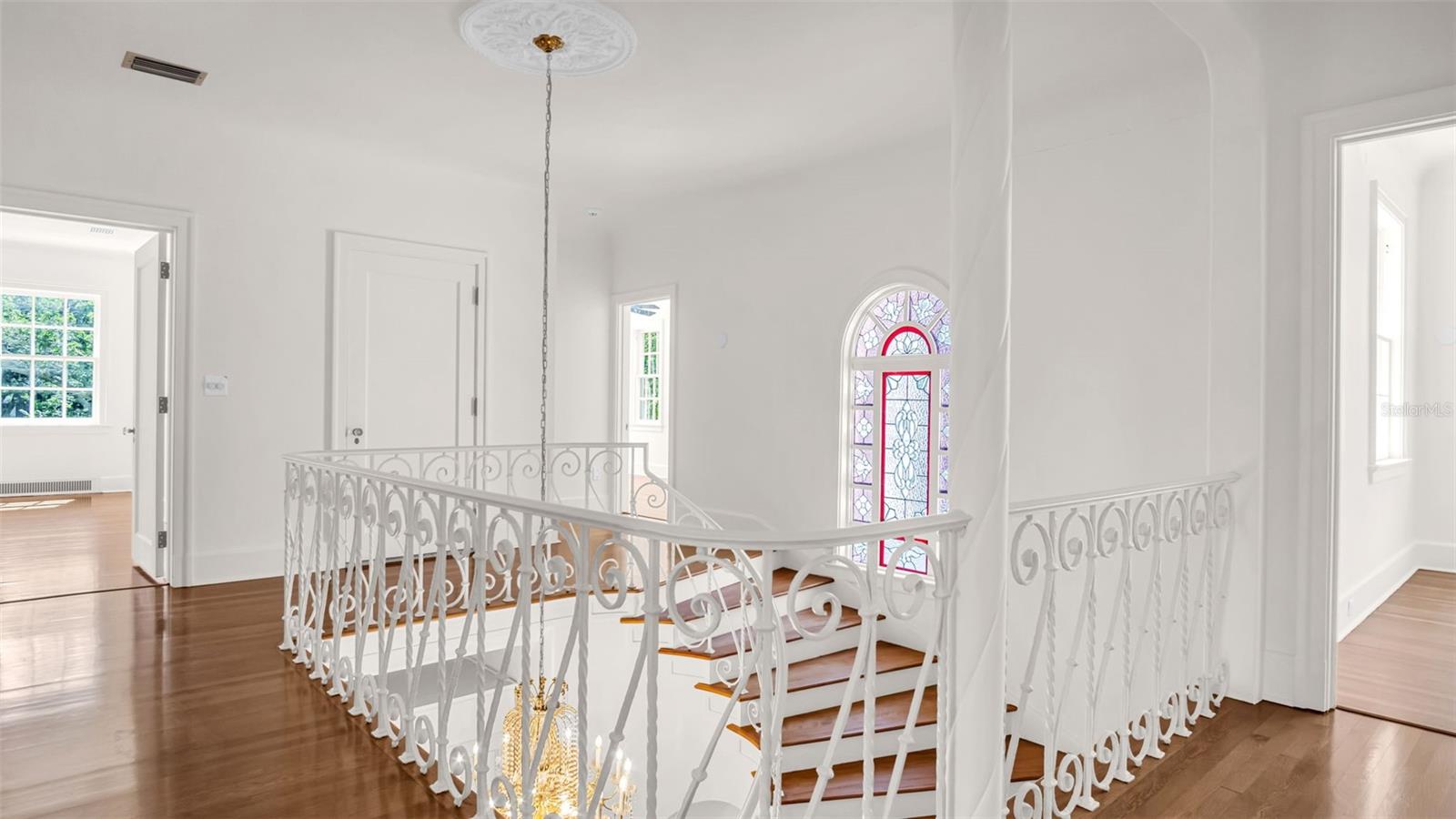 HARBOR OAKS - Residential