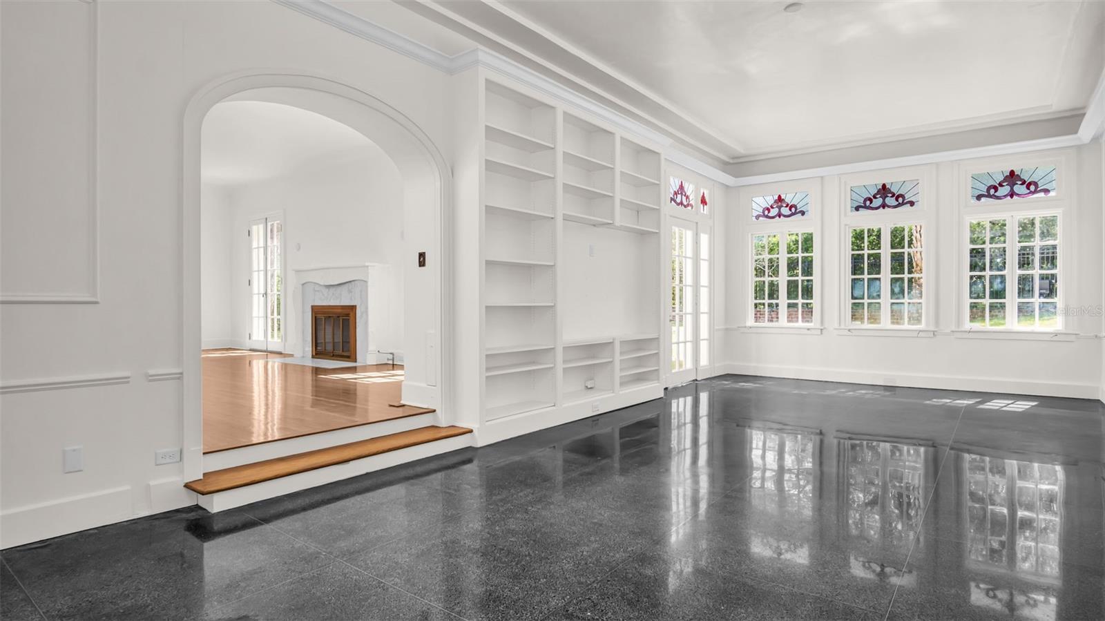 HARBOR OAKS - Residential