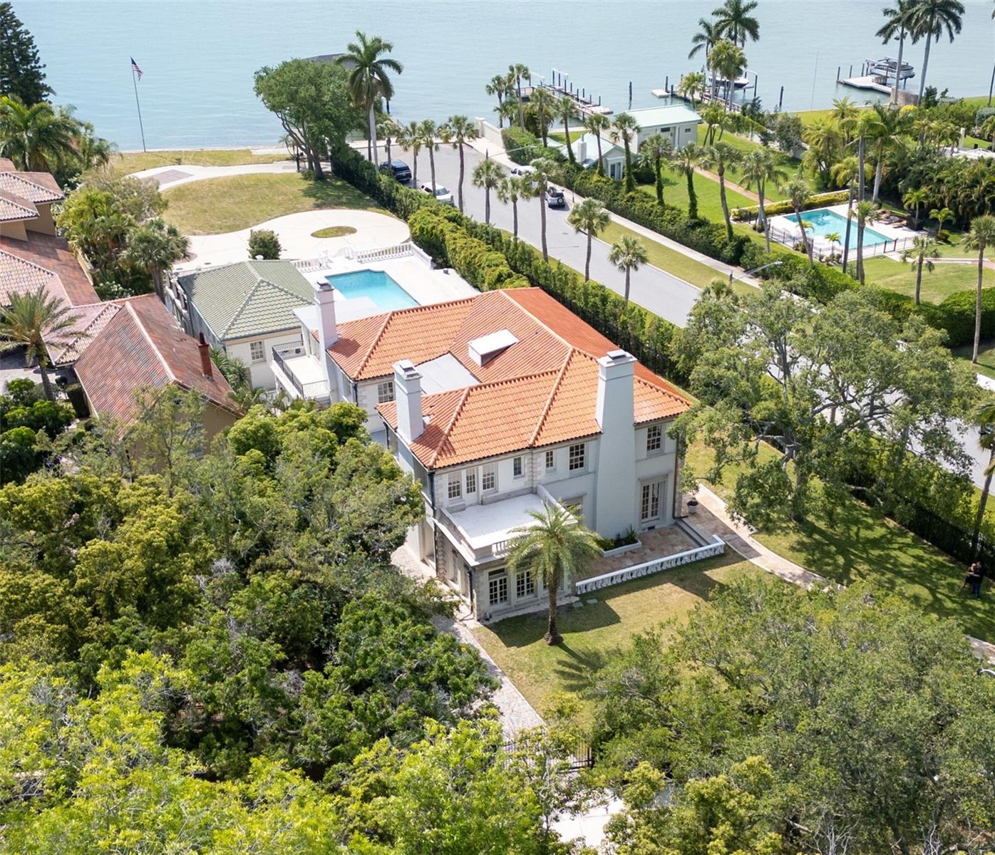 HARBOR OAKS - Residential