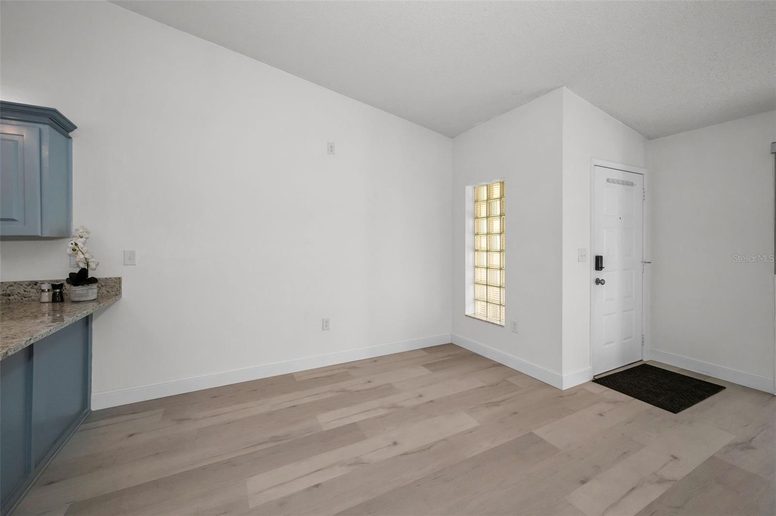 CRYSTAL LAKE CONDO - Residential Lease