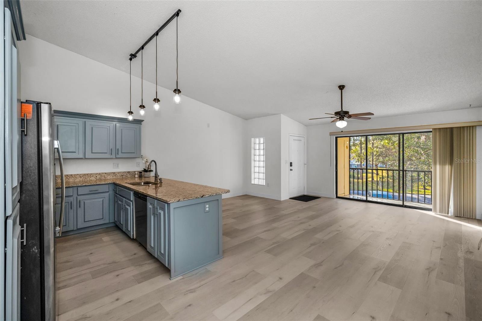 CRYSTAL LAKE CONDO - Residential Lease