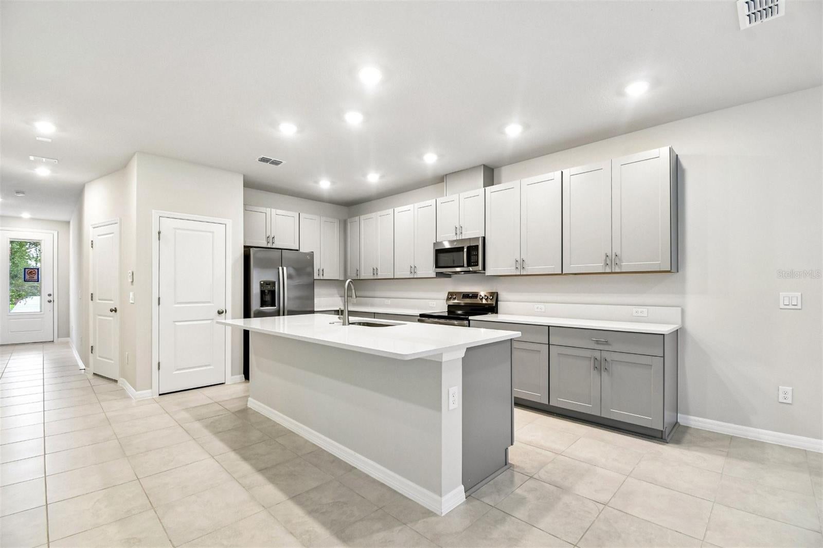 1121 WILD CREST LANE